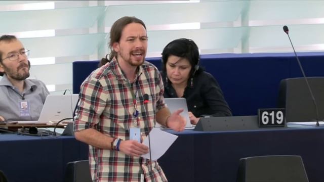 Pablo Iglesias. Los perros y sus amos. смотреть онлайн