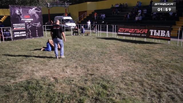 Военный против бойца ММА смотреть онлайн