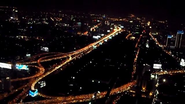 Банког с высоты птичьего полета смотреть онлайн