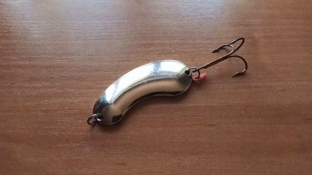 Советская колеблющаяся блесна Почка (Полумесяц) смотреть онлайн