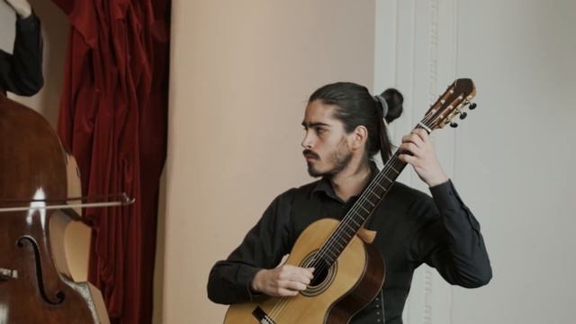 Tango vs. Strauss - Groovin' Tango Quintett смотреть онлайн