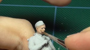 Как раскрасить лицо фигурки солдатика. 1.2.mp4