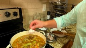 ПЛОВ. Как приготовить очень Вкусный и Рассыпчатый плов! Простой и понятный рецепт в гостях у Вани.