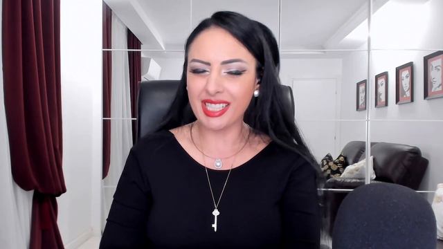How Ezada Sinn Picks Her Submissives смотреть онлайн