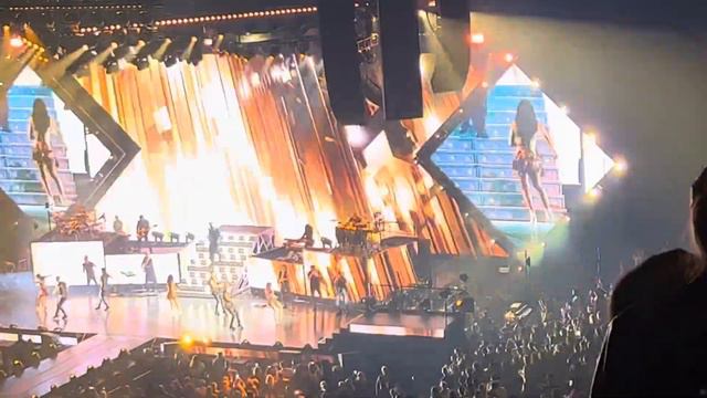 Ricky Martin Live [Toronto 2023] #rickymartin #thetrilogytour #Pégate #enriqueiglesias #pitbull смотреть онлайн