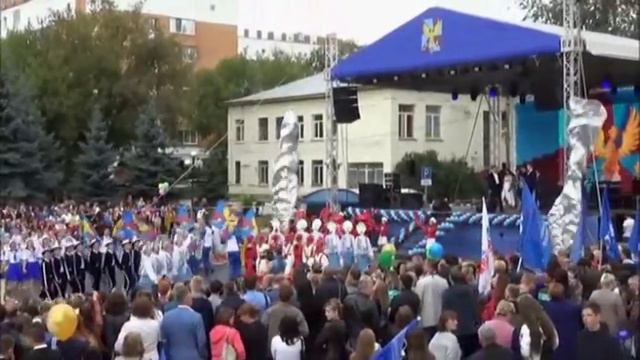 Константин Тюрин, Татьяна Матвеева, Леонид Серебренников и группа G&B Гимн г о Люберцы Новое ис смотреть онлайн