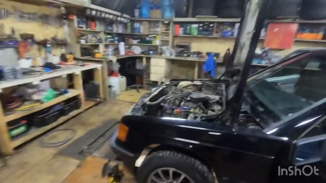 Мерседес E190 потихоньку собираем салон.