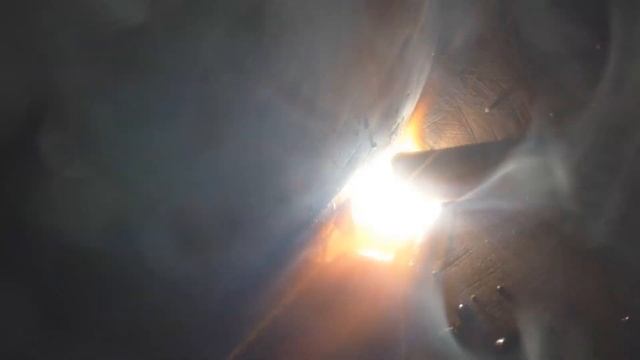 Как заварить фланец в нижнем положении просто красиво надежно. Электроды УОНИ-13/55 и СЭЛБ-52. смотреть онлайн