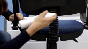Скрипит офисное кресло? Устраняем скрип с помощью смазки UNI-S