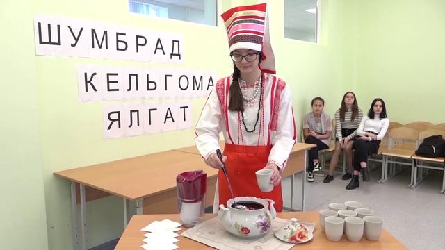 Есипов Павел Александрович Школьный совет национальностей смотреть онлайн