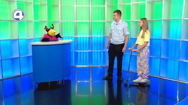 КАКИЕ ПРАВИЛА ПДД НУЖНО СОБЛЮДАТЬ НА САМОКАТЕ? Разбираемся с вороной Капой! Капашилки 01.09.22 смотреть онлайн