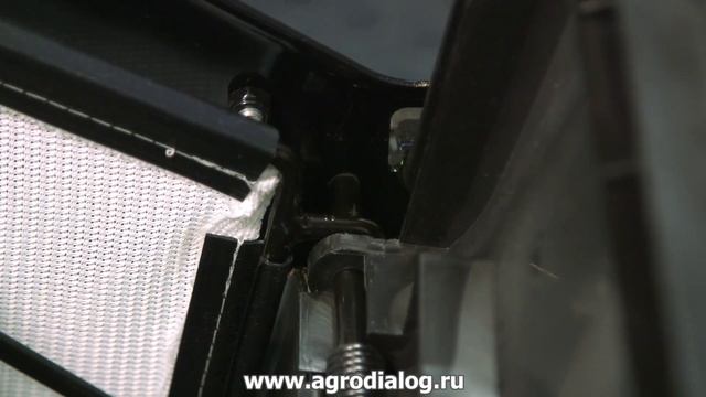 Аккумуляторная газонокосилка Greenworks GD80LM53 – установка травосборника смотреть онлайн