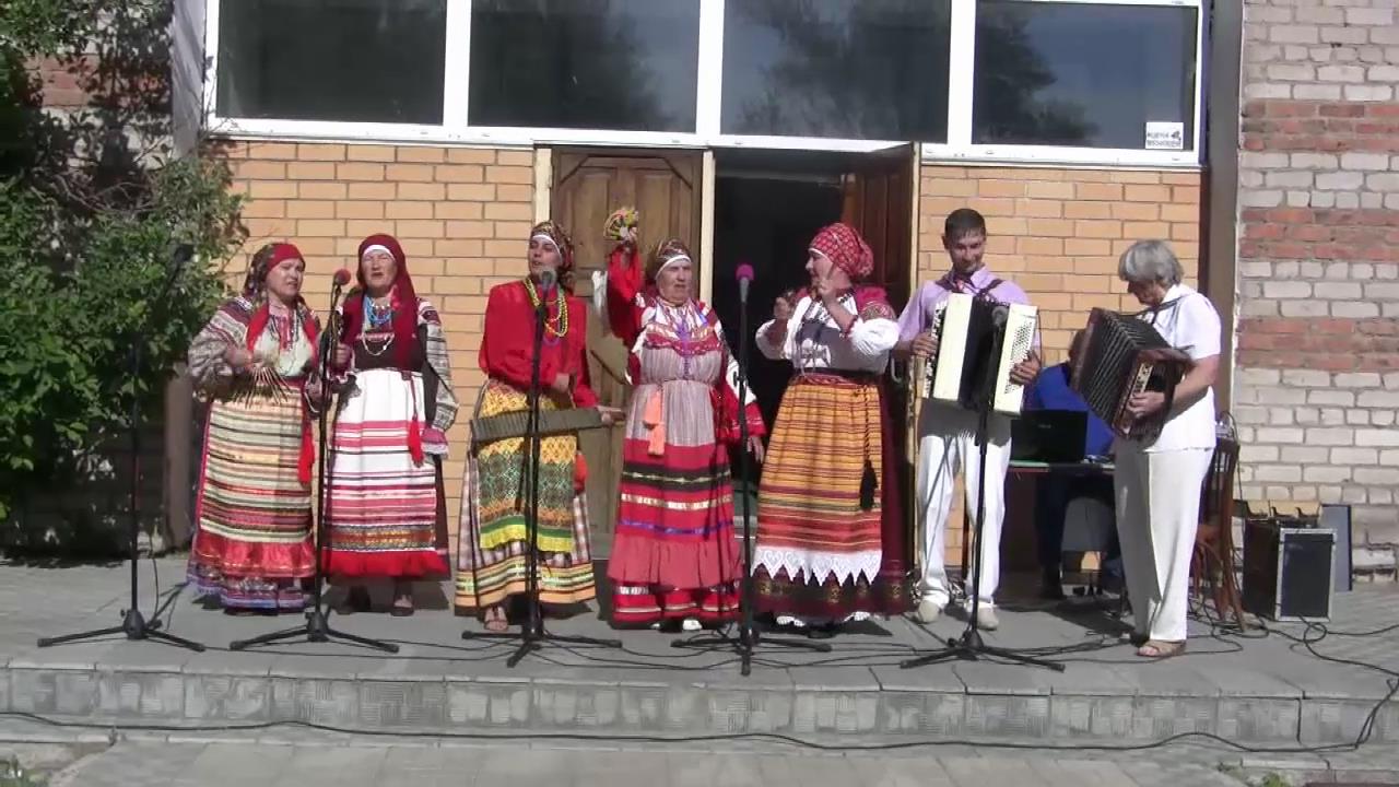 Агитбригада ДК в колхозе "Алей" смотреть онлайн