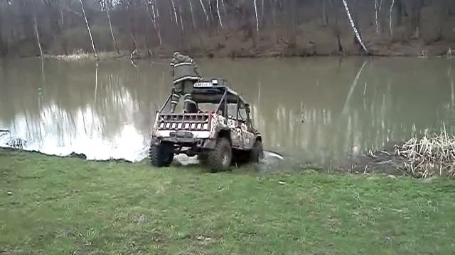 Ден пугает карасиков смотреть онлайн