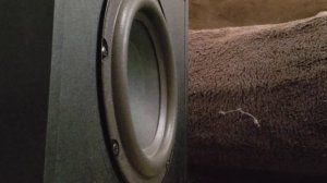 Logitech z623 bass test