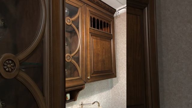 Обзор - Кухонный гарнитур ROSA (Кухни и ванные Мария) смотреть онлайн