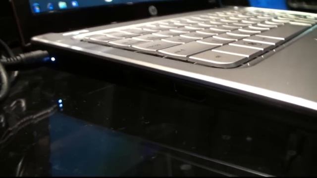 'Nothing but HP for me' HP Pavilion dm1 Notebook PC Showcase смотреть онлайн