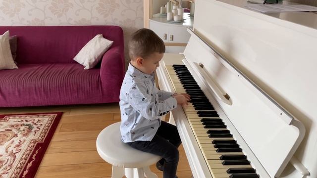 Chop Sticks | Иванов Лев, 3 года | #SPRINGFEST'21 | Gloria Music Academy смотреть онлайн