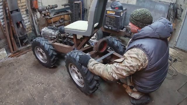 Установил гидрорейку,мотор,сиденье . Самодельный минитрактор своими руками. смотреть онлайн