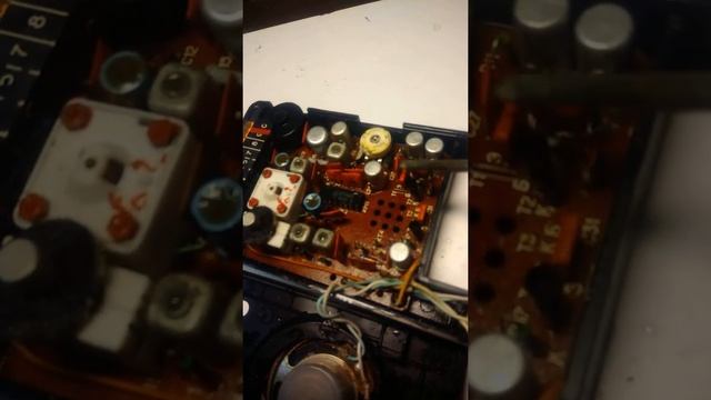 Разбор радиоприёмника "Олимпик" смотреть онлайн