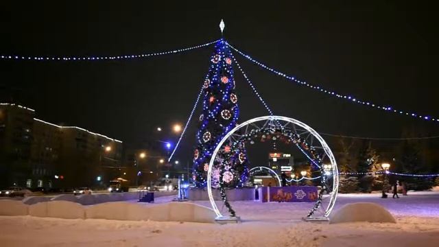 Новогодняя елка в Национальной деревне Оренбурга / New Year tree in the National village of Orenbur смотреть онлайн