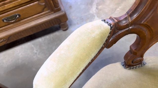 Кресло в стиле "второго" рококо 1850-х гг. смотреть онлайн