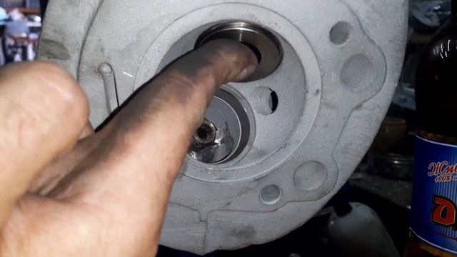 Герметичность клапана. Две свечи. Видеоотчёт . смотреть онлайн