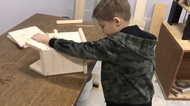 Сборка скворечника. Справится даже ребенок. смотреть онлайн