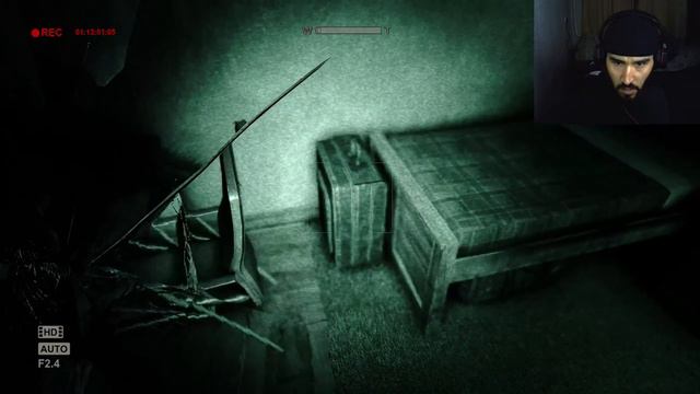 Tashlandiq Joy, Yo'qolgan Jurnalist - Outlast | VR Zona #2