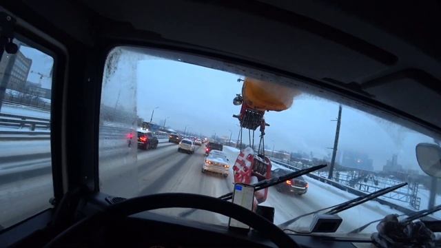 Собрал опору ЛЭП. Перевезли Газопоршневую электростанцию. Вес 8 тонн. Потекла опора смотреть онлайн