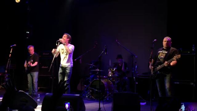 Casual - Сделай тише (Live, 25.02.2015, Москва) смотреть онлайн