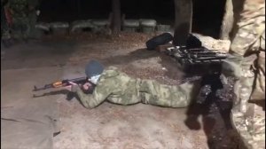 Положение для стрельбы лёжа. Смена магазина