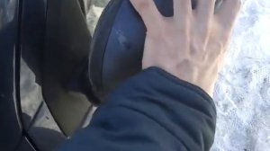 Видео: Как складывается водительское зеркало в Mitsubishi Outlander XL?