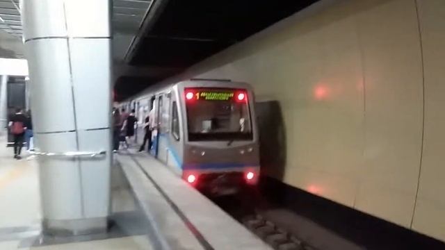 81-740/741.4 Русич На станции Козья Слобода смотреть онлайн