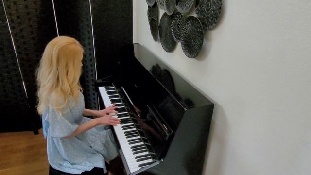 "Over The Rainbow" Music by Harold Arlen смотреть онлайн