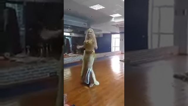 Танцую по восточному и просто от души! Танец живота. BELLY DANCE Катя Туниева #darbukabellydance смотреть онлайн