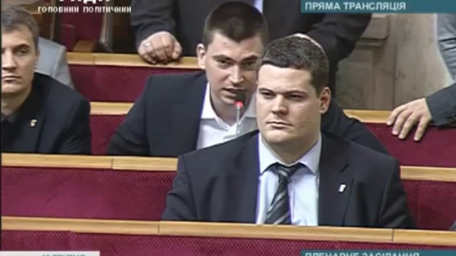 Юрий Михальчишин против Азарова смотреть онлайн