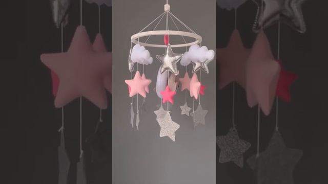 Мобиль из фетра для девочки. Мобиль ручной работы в кроватку смотреть онлайн