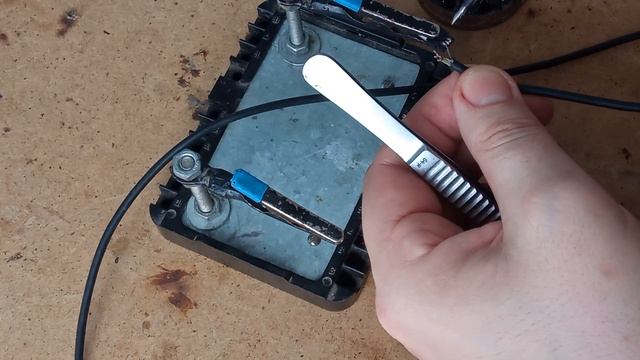 Простий ремонт кабеля Micro USB смотреть онлайн