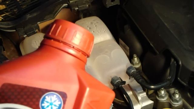 How to check coolant fluid Ford Escape. Years 2013 to 2019 смотреть онлайн