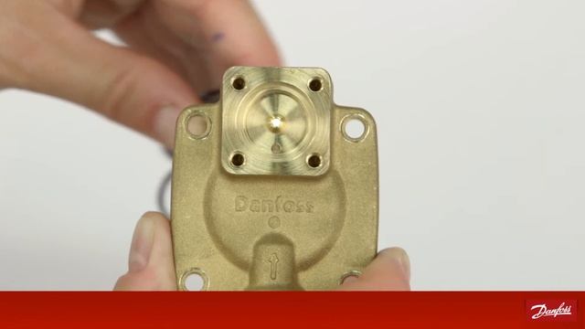 How to clean inside a Danfoss EV220B NO 3/4 solenoid valve | Step-by-step instructions смотреть онлайн