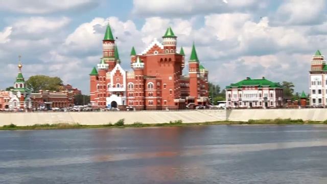 Красивая набережная города Йошкар-Олы, он же Царевококшайск ранее.... смотреть онлайн