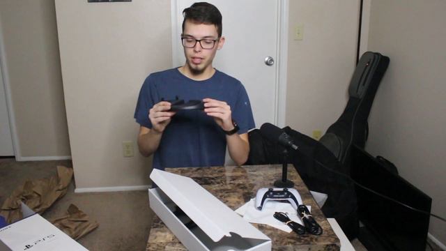 PlayStation 5 Unboxing! смотреть онлайн