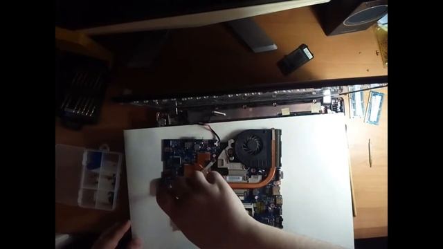Как разобрать ноутбук packard bell new 90 смотреть онлайн