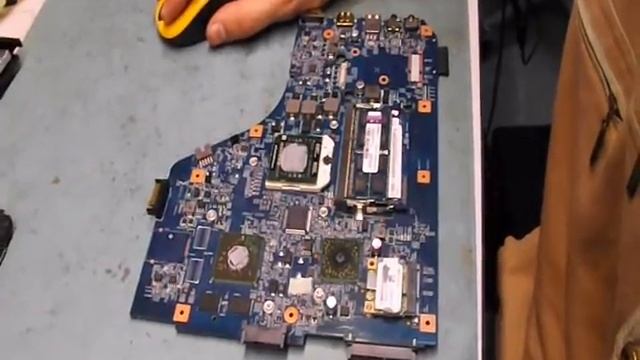 Ремонт и разборка ноутбука Acer Aspire 5560G.Renovation and demolition laptop Acer Aspire 5560G. смотреть онлайн