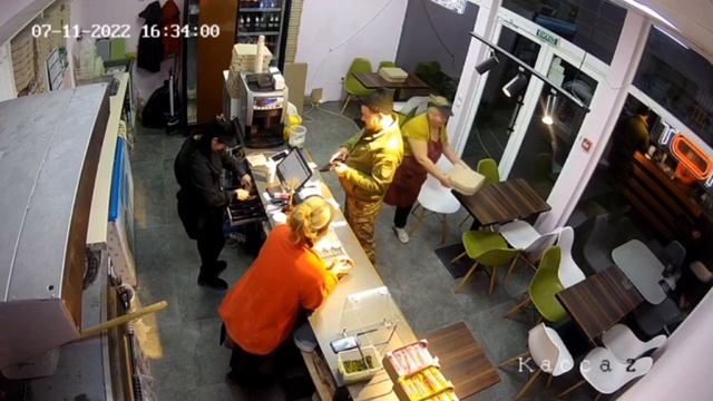 "Ширый захистник" в пекарне Краматорска смотреть онлайн