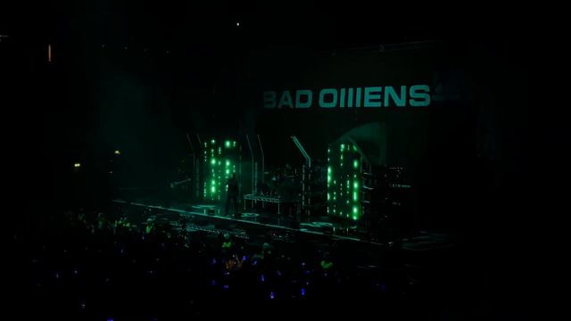 Bad Omens - Nowhere To Go (Manchester AO Arena - 13/01/2024) (SHORT VID) смотреть онлайн