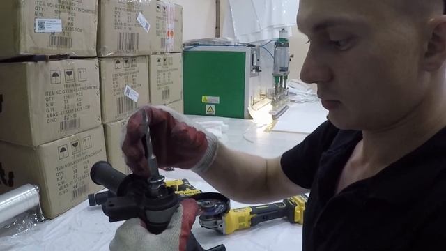 Ремонт и Модернизация акум. перфа DeWalt DCH133, Не держит бур