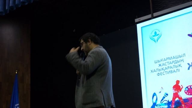 Мастер-класс "Короткий метр. От замысла до сценария"/Александр Котт смотреть онлайн