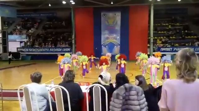 Ансамбль "Аяла" Танец "Ёжики". смотреть онлайн